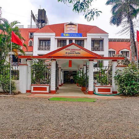 Fabhotel Prime Sukhsagar Resort 로나발라 외부 사진